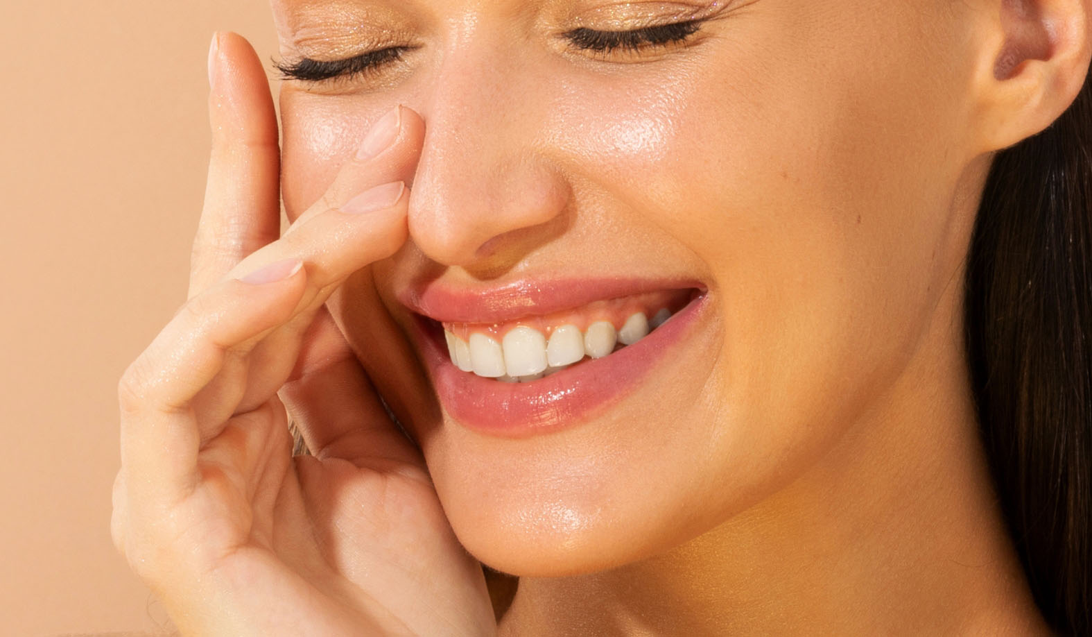 Nasolabial Fold Support