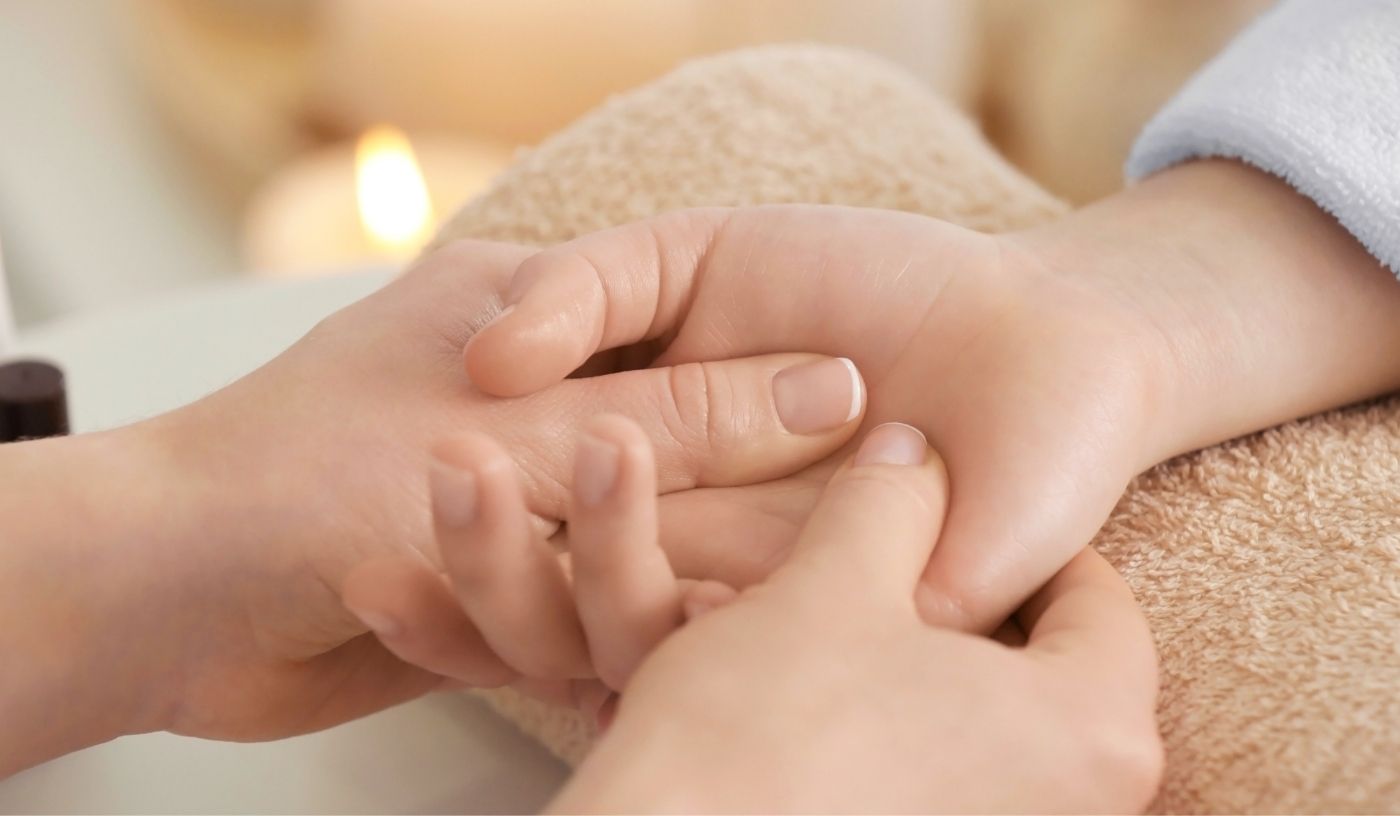 Rejuvenating Hand Therapy