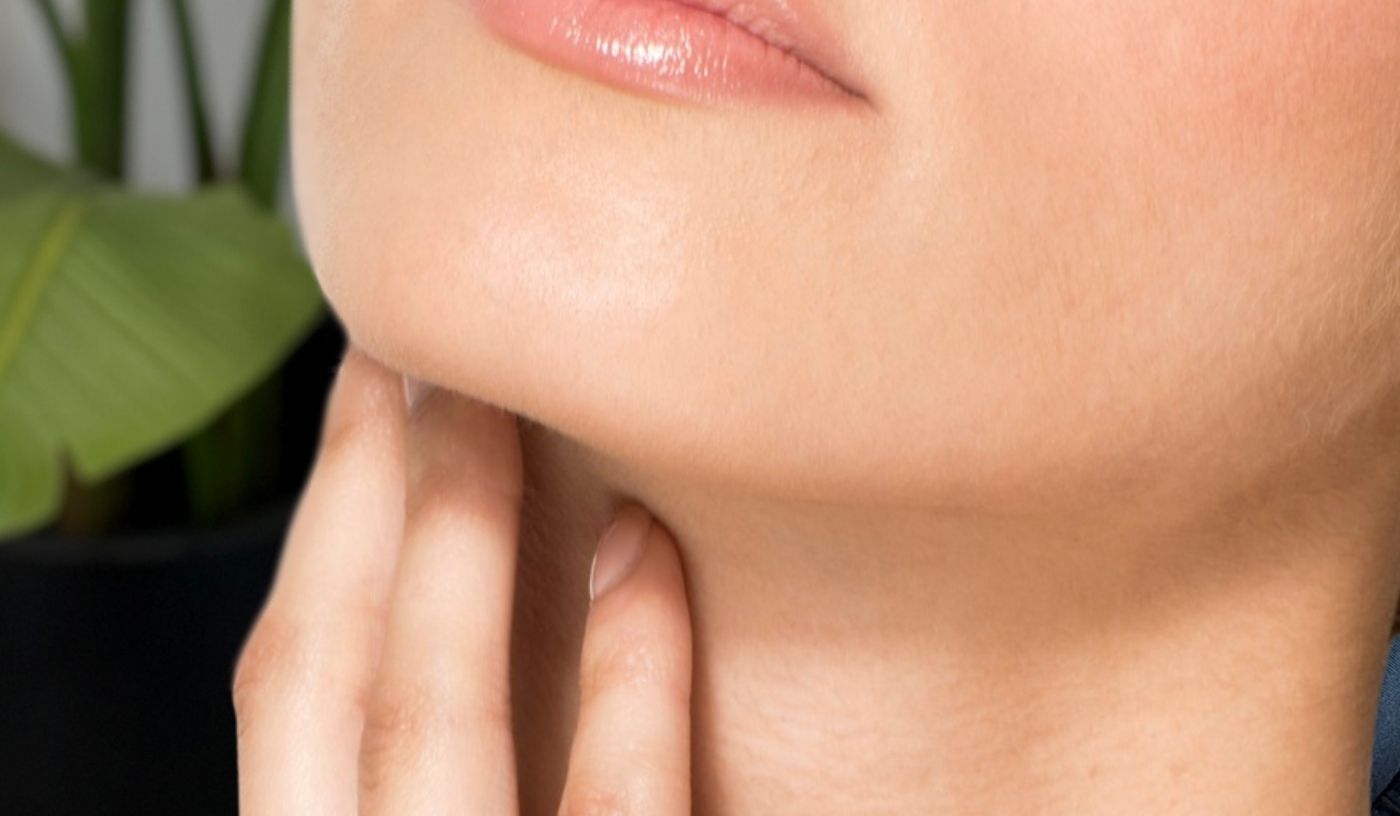 Threading - Chin & Jawline
